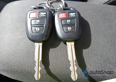 2019 Toyota Corolla Le from USA, damaged, VIN 2T1BURHE4KC138618